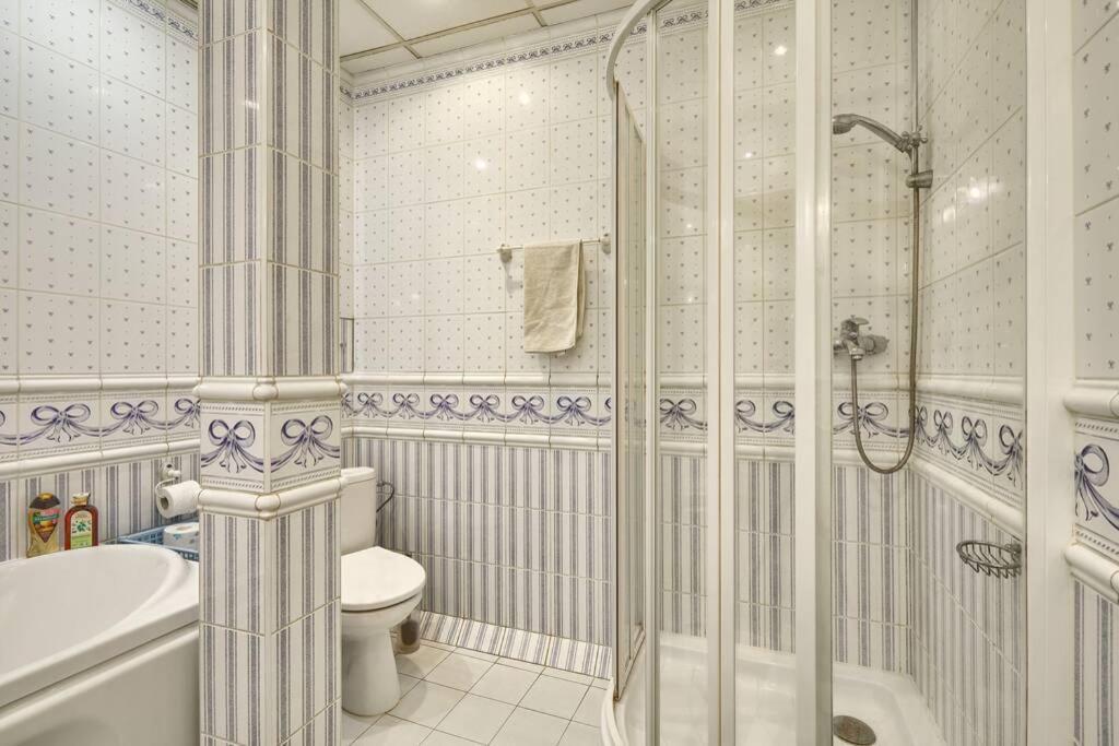 Apartment Near Bessarabsky Square Kyiv Exterior photo